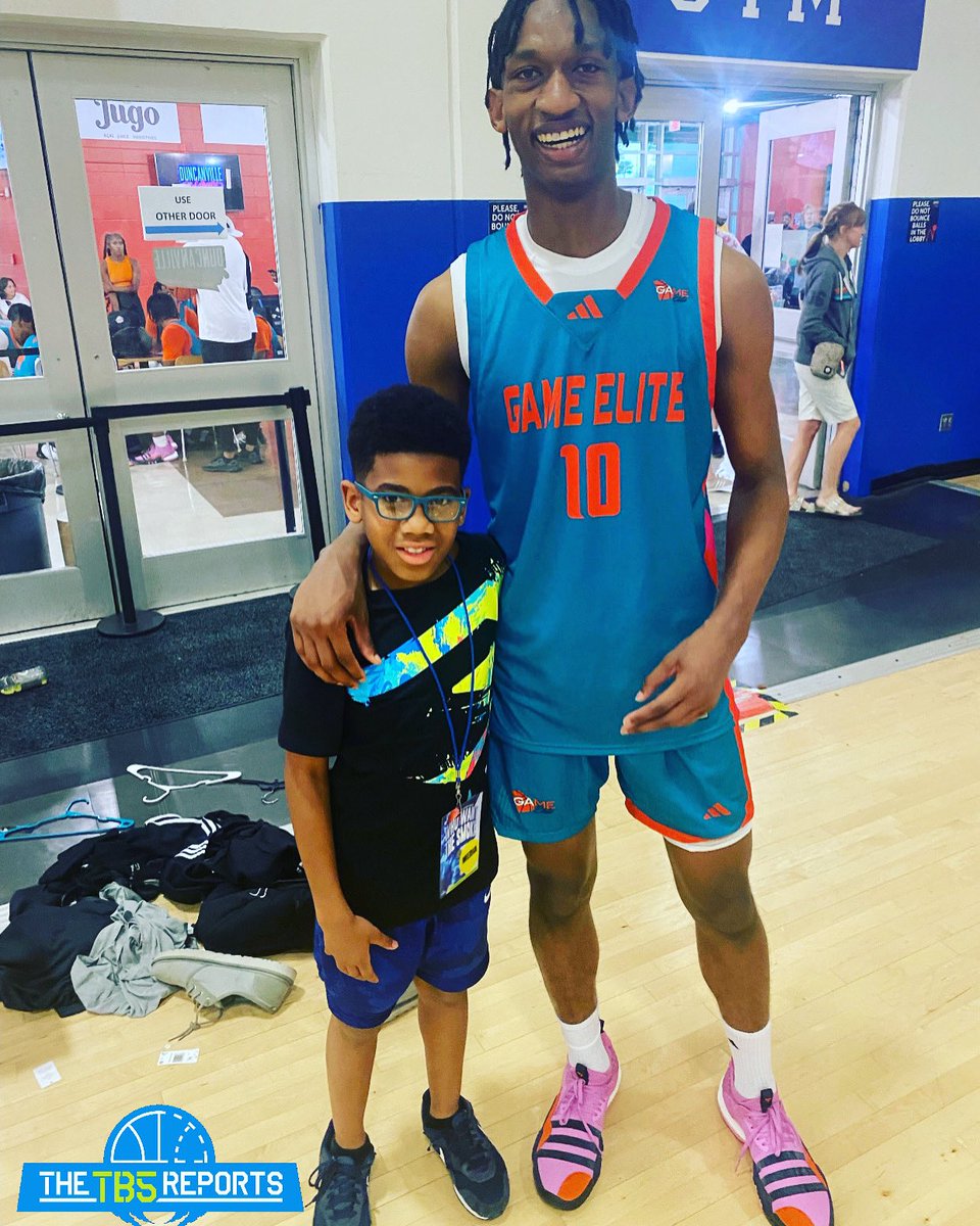 courtsidekev's tweet photo. Thanks for for taking the time to let me interview you! Best of luck to you. #wwts23 @3ssbcircuit @TheTB5Reports @ @thecircuithoops @coachbuff5 @Ani_Umana @alijah_curry @TheCircuit @Derrick__Shelby https://t.co/Kuv93FcrxH