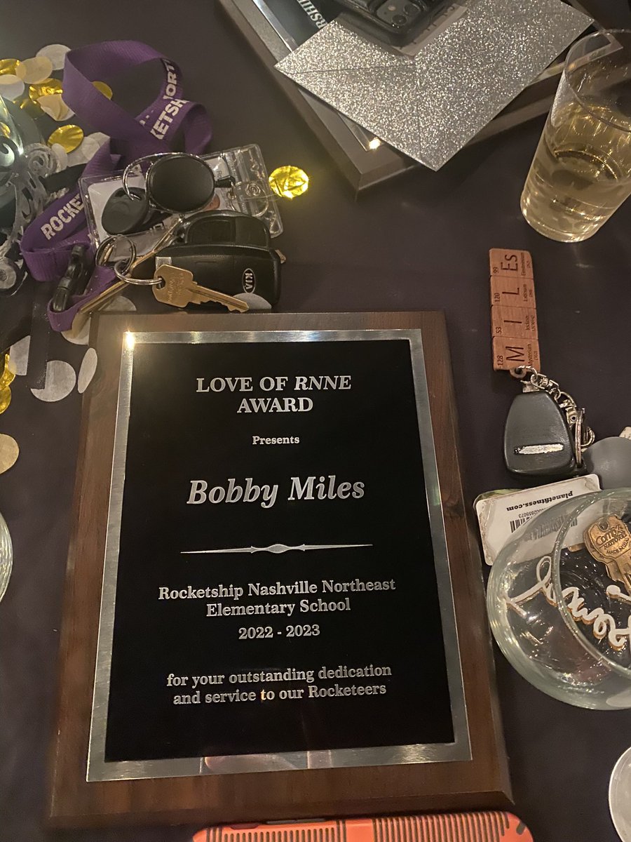 B. DeAndre Miles tweet media