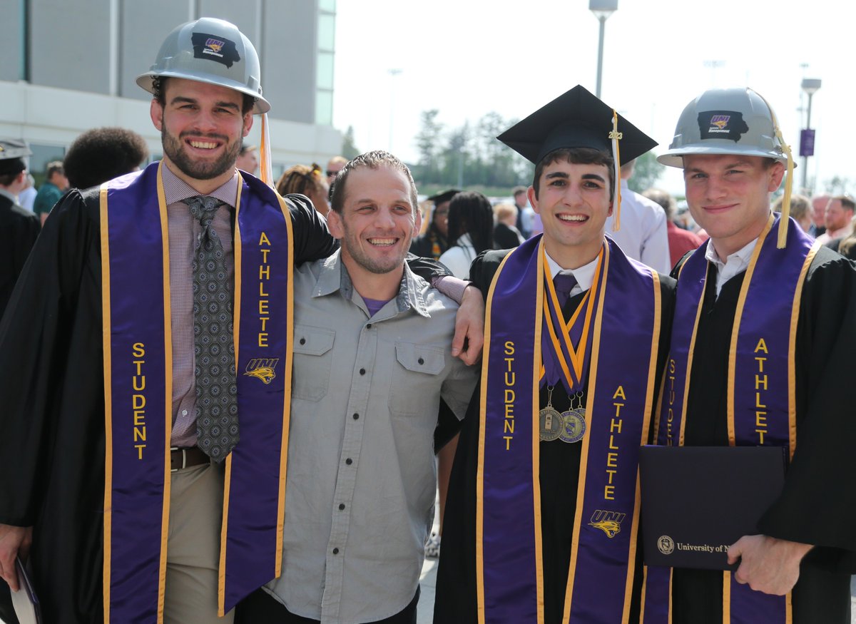 UNI Wrestling tweet media