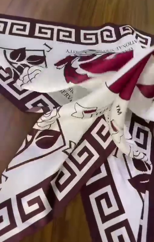 DJMorgansGear's tweet image. New #GammaSigmaSigma items! Leggings and silk scarf.  #WeeOop