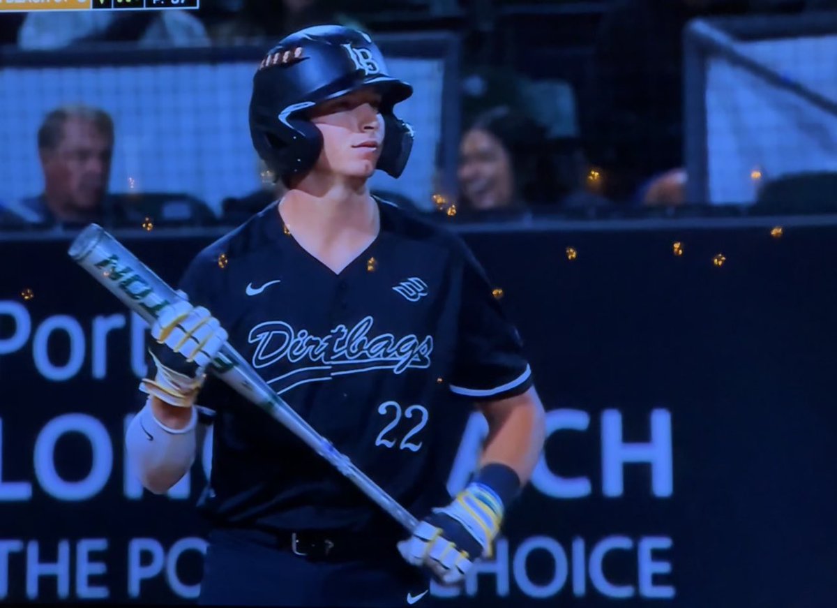 Connor Burns without bat tape on a metal bat is an insane move, but a move that could only be pulled off by a true Dirtbag and I respect him for it