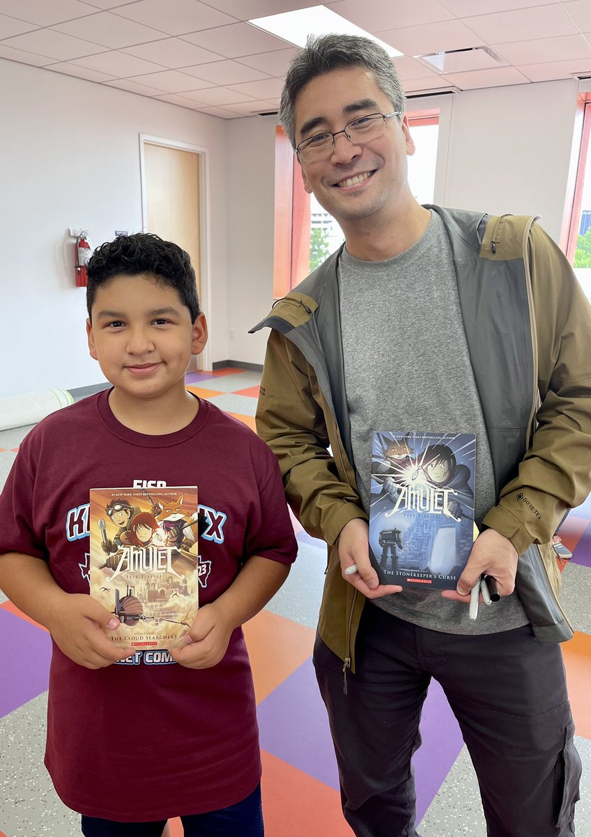 genevie79cr's tweet photo. What an AWESOME day! Esai has loved the Amulet series and now The Rema Chronicles, so he was thrilled to meet @boltcity &amp; @amykibuishi today @mysapl!! He loved the artwork in each of the books…THANK YOU for signing his collection! 📚📚📚 https://t.co/Hc6iEhoZAn