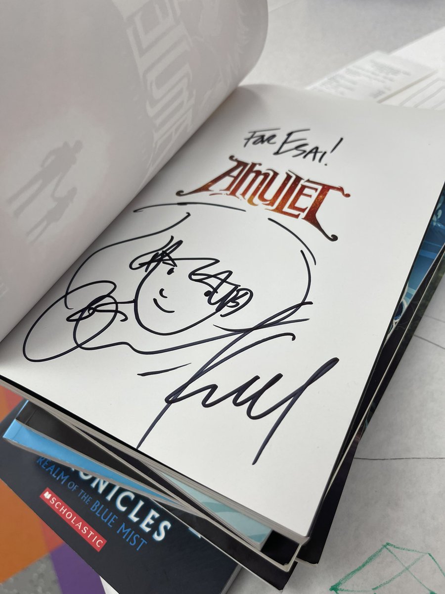 genevie79cr's tweet photo. What an AWESOME day! Esai has loved the Amulet series and now The Rema Chronicles, so he was thrilled to meet @boltcity &amp; @amykibuishi today @mysapl!! He loved the artwork in each of the books…THANK YOU for signing his collection! 📚📚📚 https://t.co/Hc6iEhoZAn