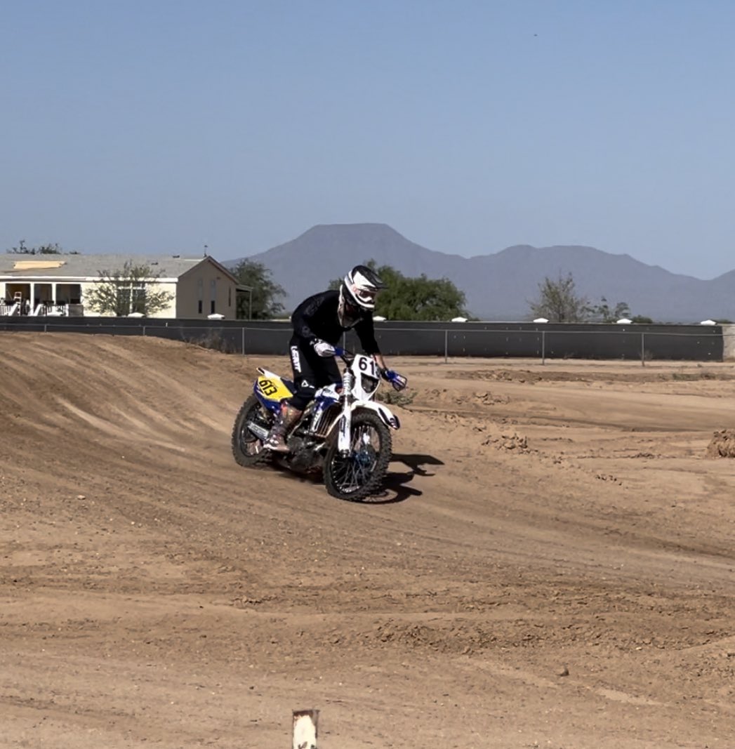 AustinBott113's tweet photo. Honestly a blast to ride moto with a full off-road bike 🤘🏻 https://t.co/2tktCSoeFU