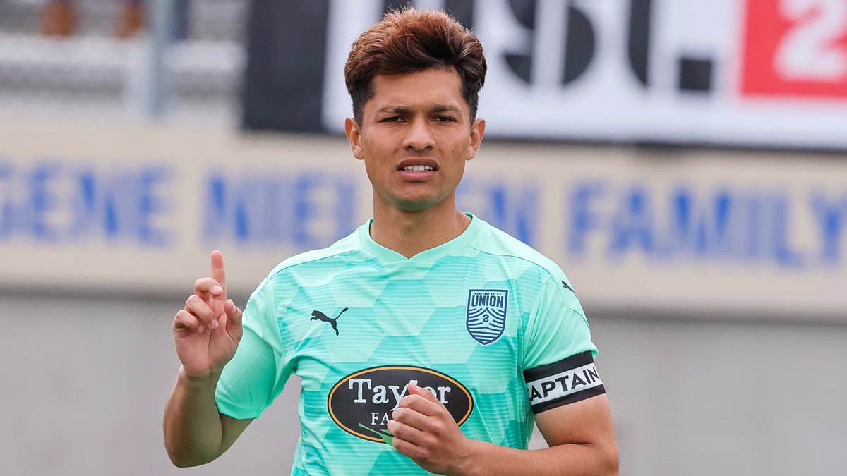 MontereyBayFC2's tweet photo. 𝗥𝗘𝗖𝗔𝗣: #MBFC2 stays hot, takes down Marin F.C. Legends 5-2 at Rabobank Stadium to remain undefeated in @USLLeagueTwo play
📰 https://t.co/5Bqu4YIpDh | #MBvMFC https://t.co/TJOuaO4oaN