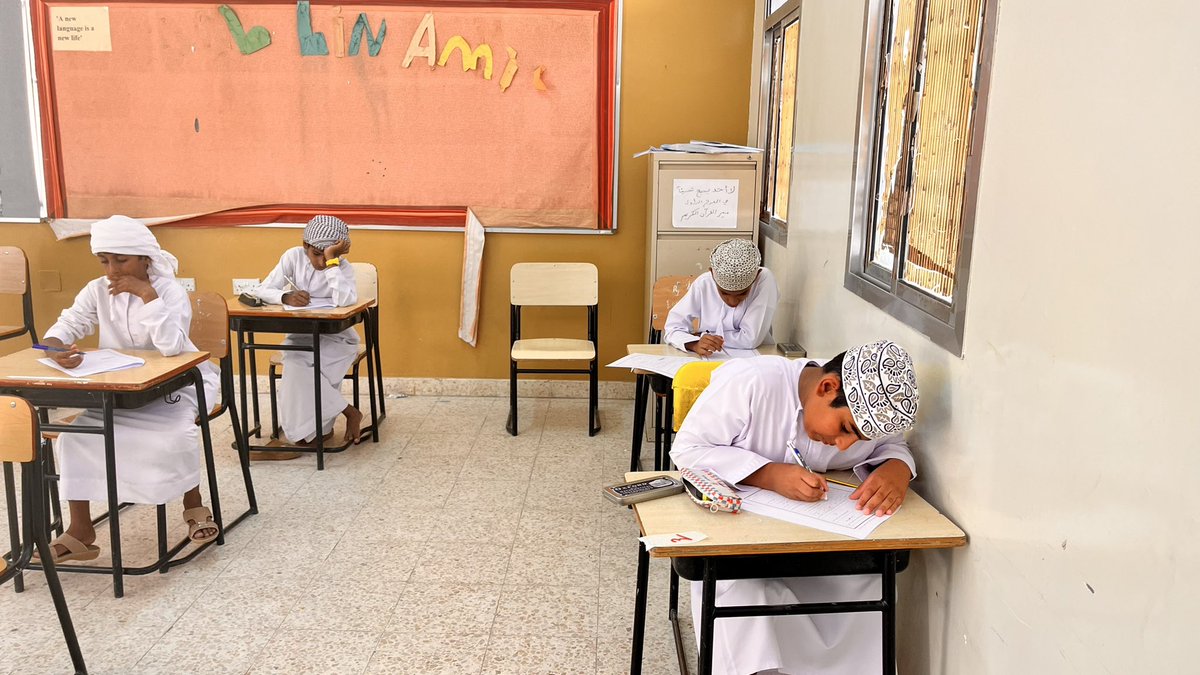 انطلاق امتحانات نهاية الفصل الدراسي الثاني للعام الدراسي ٢٠٢٢ / ٢٠٢٣ م بمدرسة كعب بن عمرو للتعليم الاساسي كل التمنيات لطلبة المدرسة بالتوفيق والنجاح