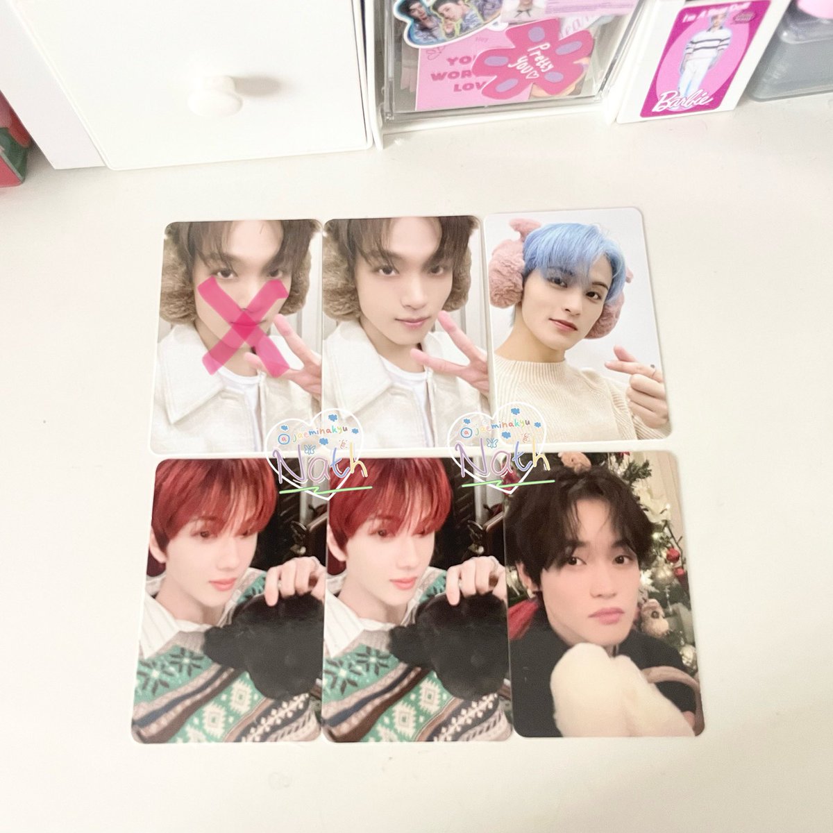 jaeminakyu's tweet photo. want to trade || wtt

have: pc haechan mark jisung chenle pink christmas
 
want: pc jaemin pink christmas (yang belum di tandain)

trade by 🍊
dom jakarta utara

t. pc photocard merch tc trading card nct dream nana hc mk js cl https://t.co/4oQ4dWJDYX