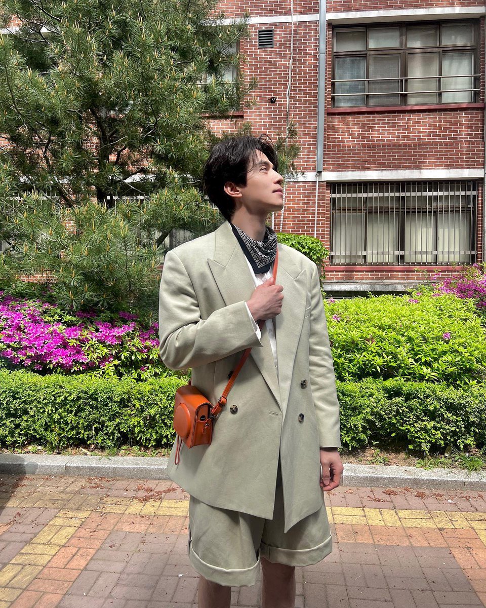 🌺🌺
#LeeDongWook