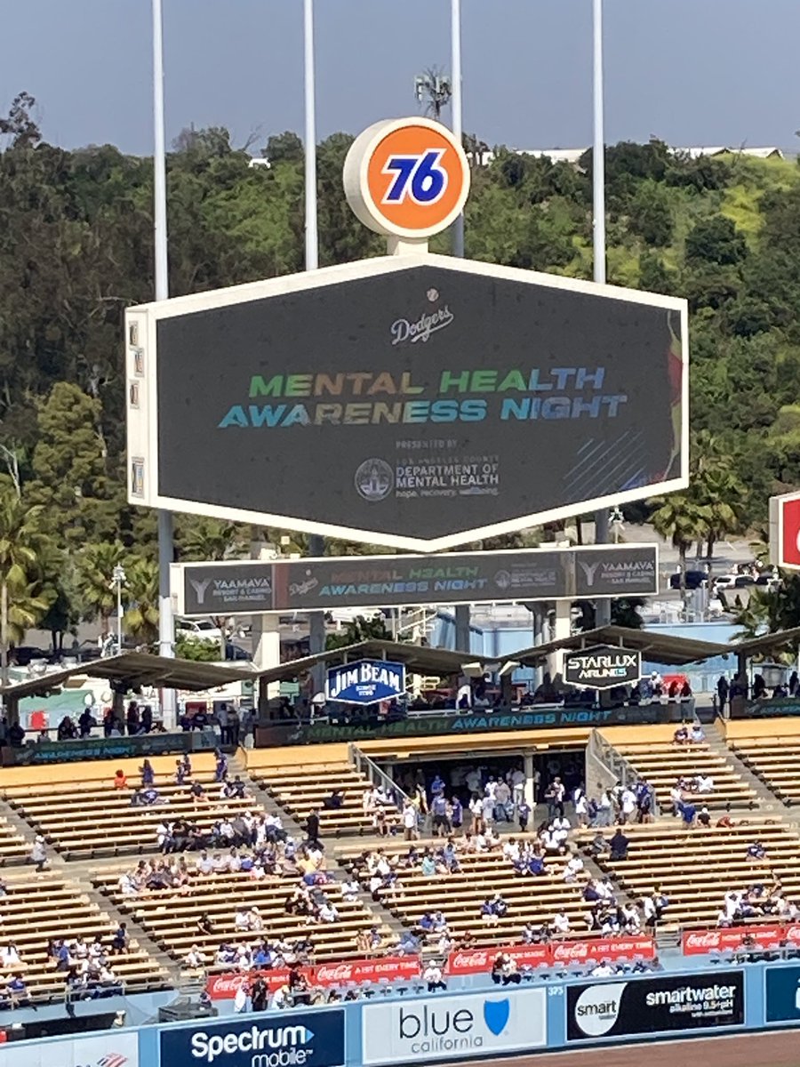 @Dodgers @LACDMH @evolvetreatment  Fun times celebrating Mental Health Awareness Month at Dodger Stadium. And Dodgers won, beating the Padres, 4-2 ⚾️💙 #TakeAction #MentalHealthAwarenessMonth #ImListening #ISeeYou #StigmaFree #NAMI 💚🙏🏽