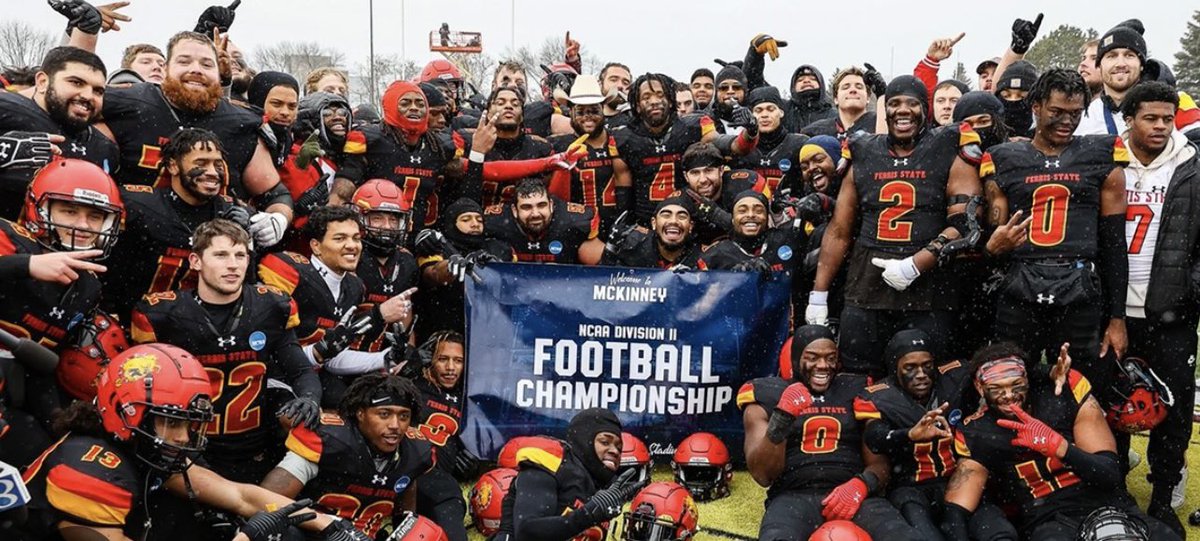 G. (@gabereclusado) on Twitter photo After a great conversation with @GCaserta1 and visit with the staff , I am ecstatic to announce I have received my 3rd offer from Ferris State University. Beyond grateful for the opportunity! <a href="/FerrisFootball/">Ferris St. Football</a>
<a href="/BrandonYounger/">Brandon Younger</a> <a href="/OwlFootball_/">Foothill College Football</a> After a great conversation with @GCaserta1 and visit with the staff , I am ecstatic to announce I have received my 3rd offer from Ferris State University. Beyond grateful for the opportunity! <a href="/FerrisFootball/">Ferris St. Football</a>
<a href="/BrandonYounger/">Brandon Younger</a> <a href="/OwlFootball_/">Foothill College Football</a>