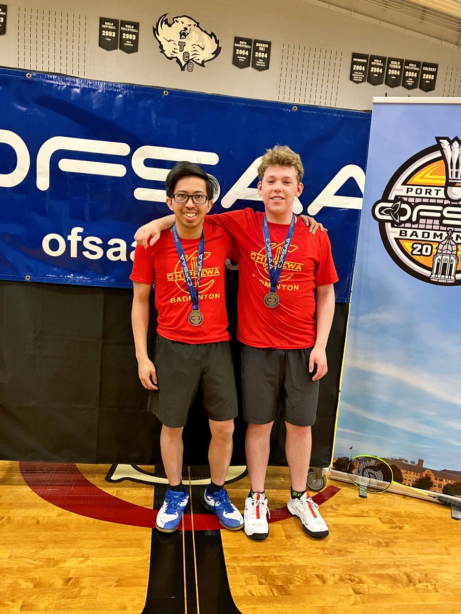 CSS_CarpeDiem's tweet photo. OFSAA GOLD!!!!! Ryan O'Donnell and Eigen Conejos win an OFSAA GOLD medal in the B Division at the Ontario Federation of School Athletic Associations (OFSAA) badminton championships in Port Hope, Ontario! Please join us in congratulating Ryan and Eigen! @OFSAA #Badminton https://t.co/ql3NQYTAPH