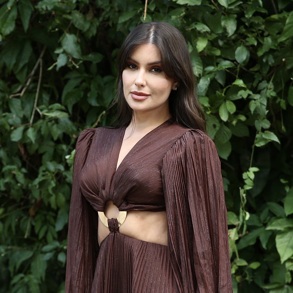 poptime's tweet photo. 🚨 VEJA: O glow up da Thaís do BBB22 chocou internautas positivamente. Acharam mais bonita? https://t.co/3I74NwcVpw