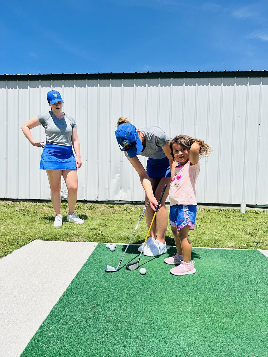 LCMorenoAD's tweet image. Thank you @allisonapple5 of @Swedes_Golf for being so kind to our daughter, Maya! She kept telling me, “I made two new friends, Allison &amp;amp; Ida!” She loved walking &amp;amp; playing with you, &amp;amp; at the end said, “I’ll miss her!” 😂♥️ Thank you!!!
