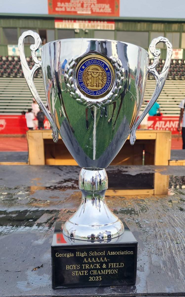 AllenWilliams25's tweet photo. 2023 GHSA 6A Boys State Track &amp; Field Champions🏆
@Coach_Colvin1 @CoachKevinFost1 @CoachKJamison1 @wcann33 @lhhsprincipal @LHughesSports 
#Langstonhugestrackandfeild

SOUTHSIDE Got Something to SAY!!!! https://t.co/qhss01VWAT