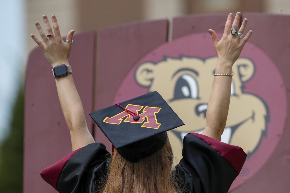 UMNews's tweet photo. Congratulations, Class of 2023!! We're so #UMNproud of you and all you've achieved! 🎓🎓🎓 https://t.co/UKpxivNYu0