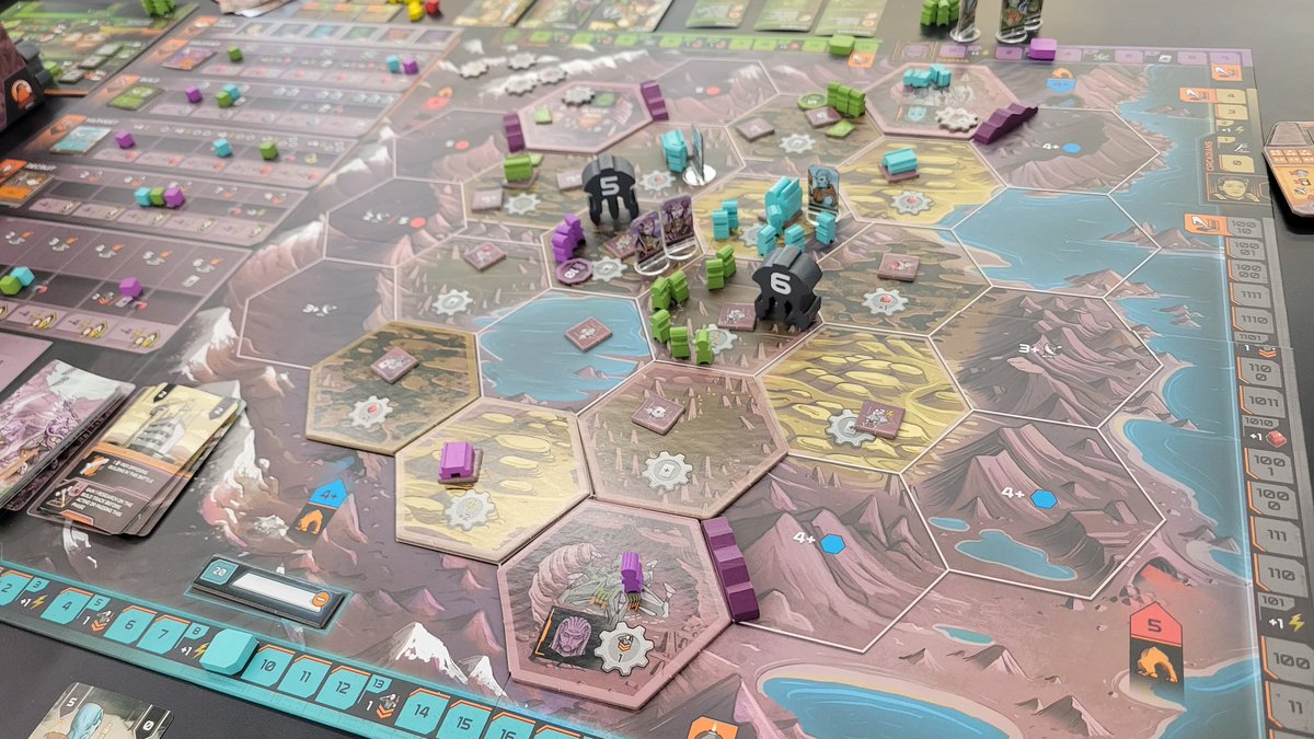 DiceTowerChris's tweet photo. I tabled Circadians: Chaos Order at a game day today. It was the game day today. 4.5 hours with set-up, learning, teaching, and playing. 
I appreciate being able to listen to @beforeyouplay_'s video on the drive over so jumping into it was easier. https://t.co/X5YOz0GzRg