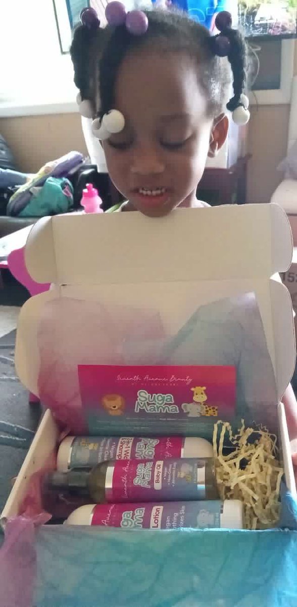 MelodySHolt's tweet photo. Get y’all babies in the #SugaMama clubhouse by purchasing your items today! Emails going out soon 😘 https://t.co/0dBEulK1UR