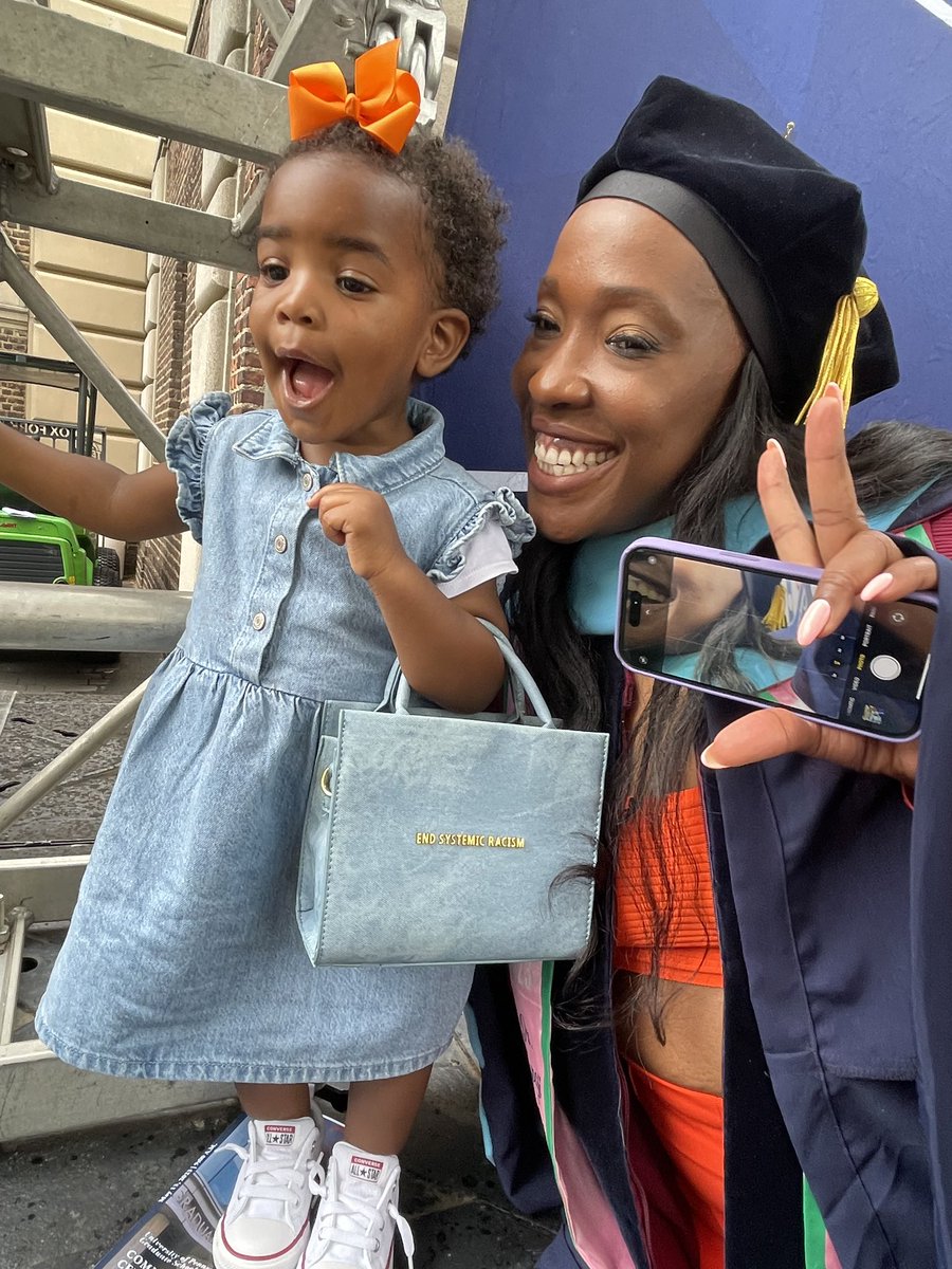 mo_inman's tweet photo. My mommy graduated! @PennGSE https://t.co/AtRiAyQJlM