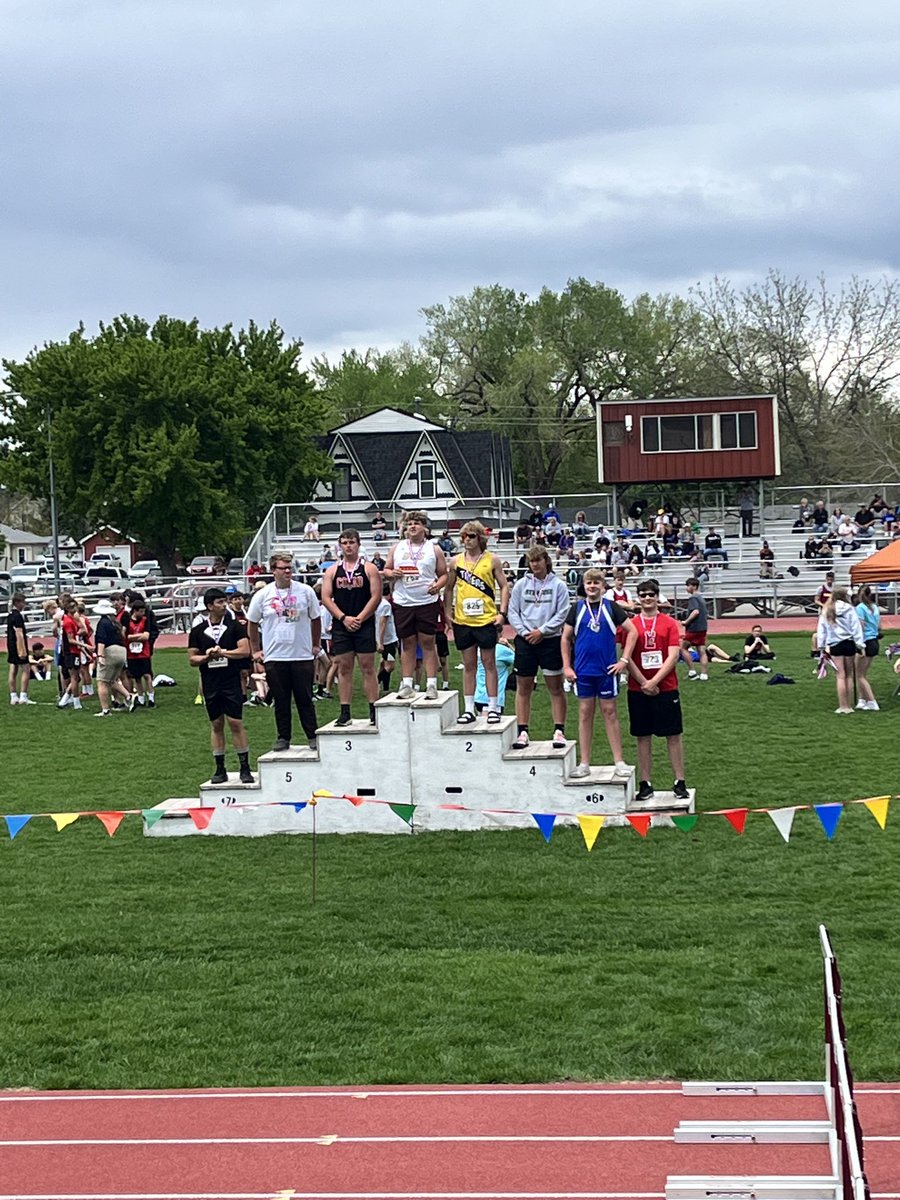 Congrats to our 12 athletes for competing at the state track meet today! We came home with 13 medals, new 4x100 and 200 hurdle school records, and a state meet record 1st place finish in the 4x800 which is currently ranked 3rd in the nation. #AntlersUp #EPSAchieves