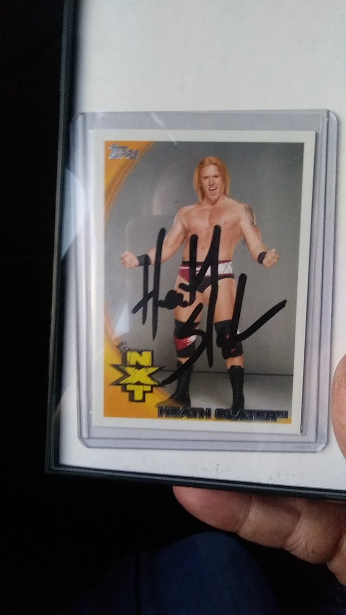 MatthewWil32453's tweet photo. @HEATHXXII. Thank you for taking time out of your busy schedule to meet fans and me at my first wrestling con thank u https://t.co/6QlrFZvMMA