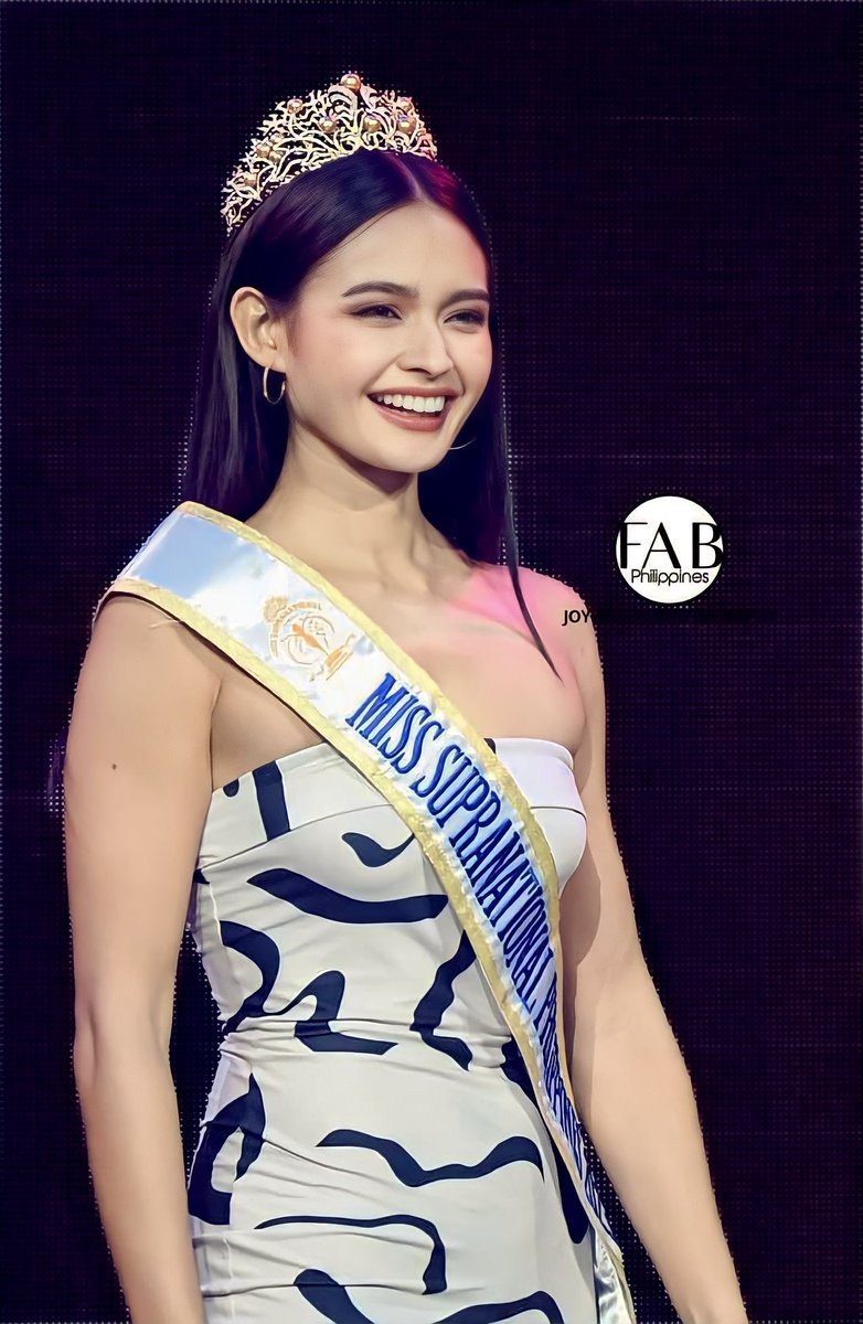 HatcheroAngelo's tweet photo. I know you've worked so much for for the MU crown and we thank you for that, your determination and and hard work is what made you a indeed transformational Queen! Your still and forever be my MU. I am rooting for you ate Pau ilaban ang Supranational.
#MUPH2023 
#PaulineAmelincx https://t.co/KeD493oUxe
