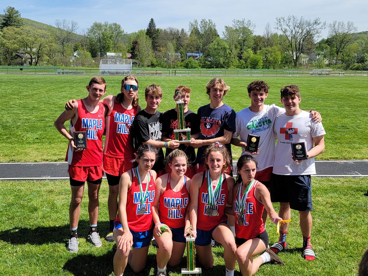 trackMH's tweet photo. Marsh Galotta winners- maple hill boys and girls!  #gohill @MH_Athletics @SchodackCSD @MapleHill_HS https://t.co/7LxUIRKq3M