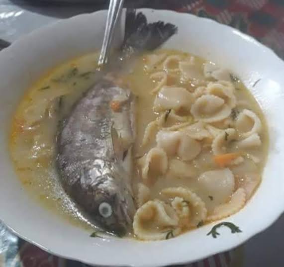Prince__Antares's tweet photo. “ ¡Hice la cena para todos! ” https://t.co/9jY8aGd7mt