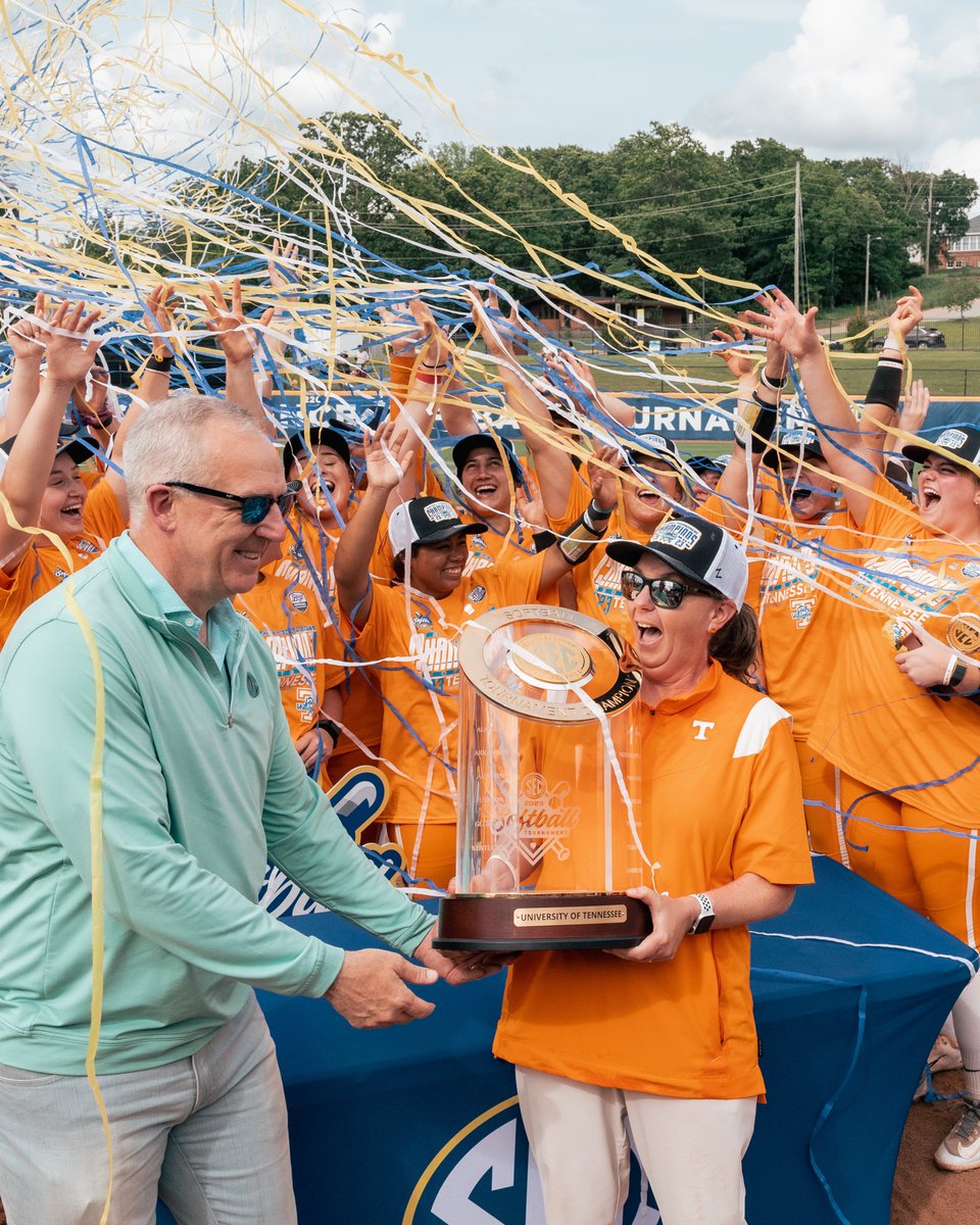SEC's tweet photo. The Champs. 🏆

@Vol_Softball x #SECTourney https://t.co/t5nWgB3JBA