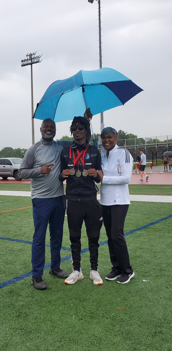 AidenmooreATH's tweet image. Leaving Pallotti a champion 🥇 🏆 
#coachtroystrong ❤️