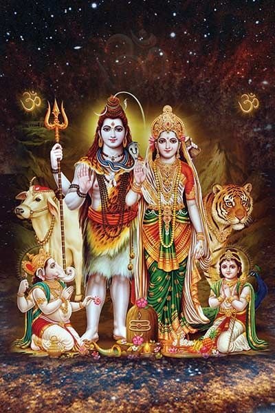 शिव परिवार का दिव्य अलौकिक दर्शन❣️
     
    ‼️🔱हर हर महादेव 🔱‼️🪔
    ‼️🌿 श्री शिवाय नमस्तुभ्यं 🌿‼️🪔
        🌈सुप्रभात☕💐

Follow👉@ItsAgni_Singh