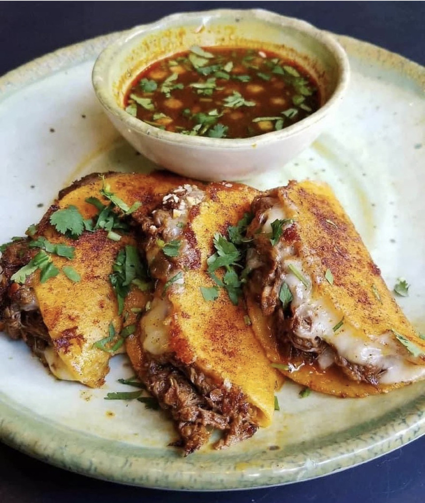 Welcome to the HRA, Hungry Coyote!
📸 photo by @hungrycoyote808
#hungrycoyote #lahaina #mauirestaurant #mexican #hawaiirestaurantassociation #hrahawaii instagr.am/p/CsM-Ed4NeW0/