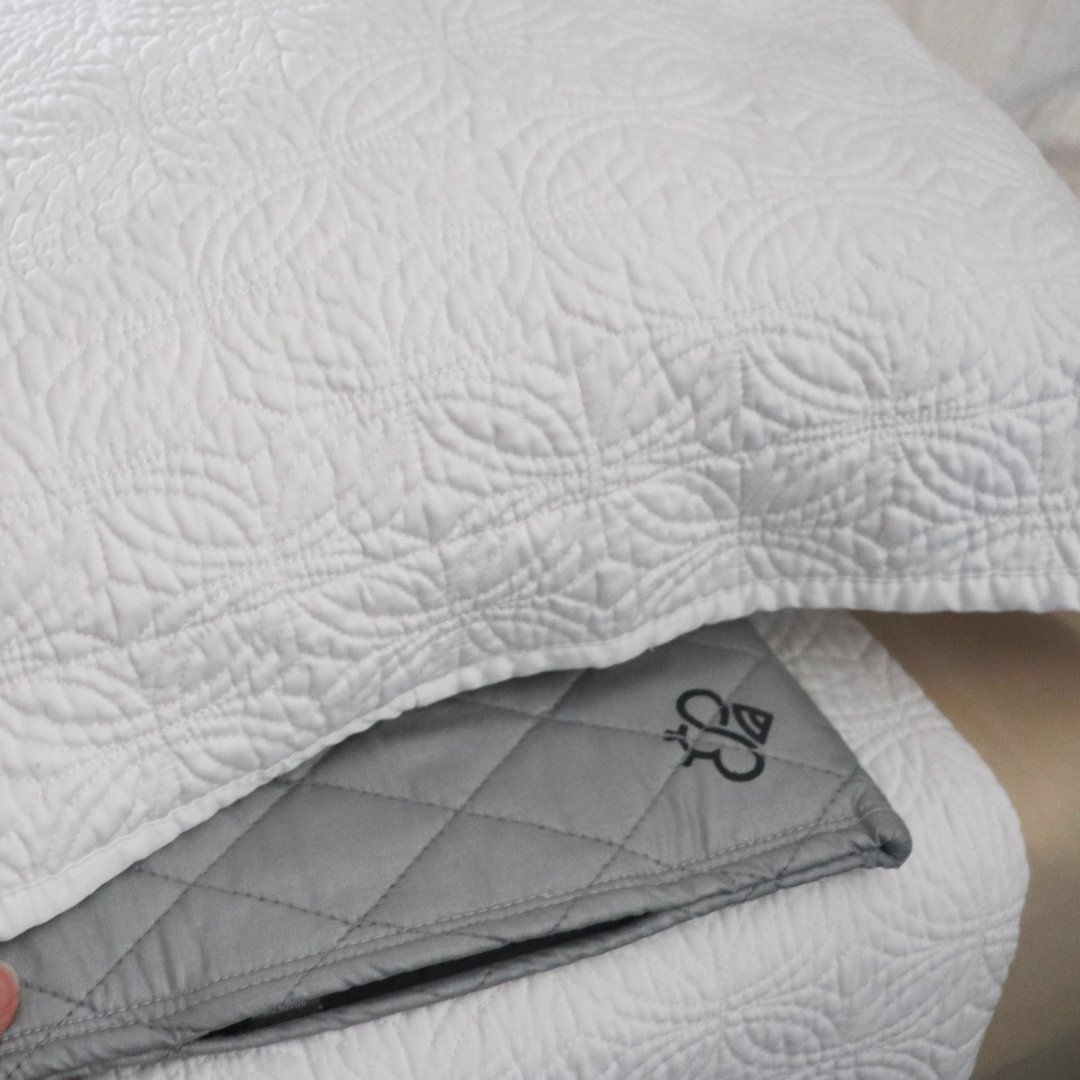 BeHapbee's tweet image. With the Hapbee Smart Sleep Pad, you can enjoy the benefits of better sleep without any of the side effects of prescription drugs or other methods of stress relief.
Have any questions or want to know more? Send us a message, we’re here to help!