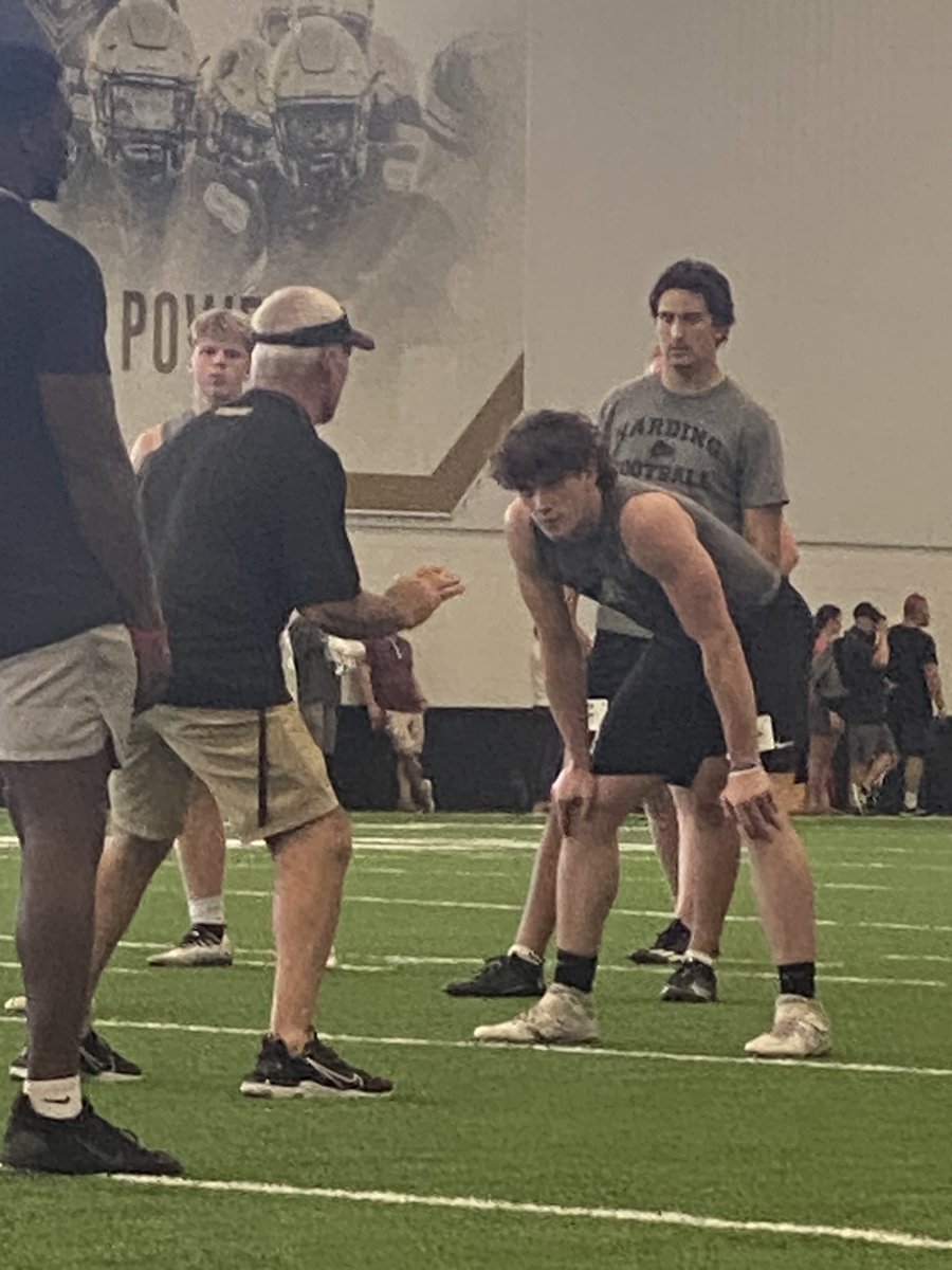 1BenPearson's tweet photo. Special thanks to @MattUnderwoodHU for the invite to the @Harding_FB prospect camp. A great facility with an even better coaching staff. Honored to be a part of it https://t.co/7r5d8uTFdz