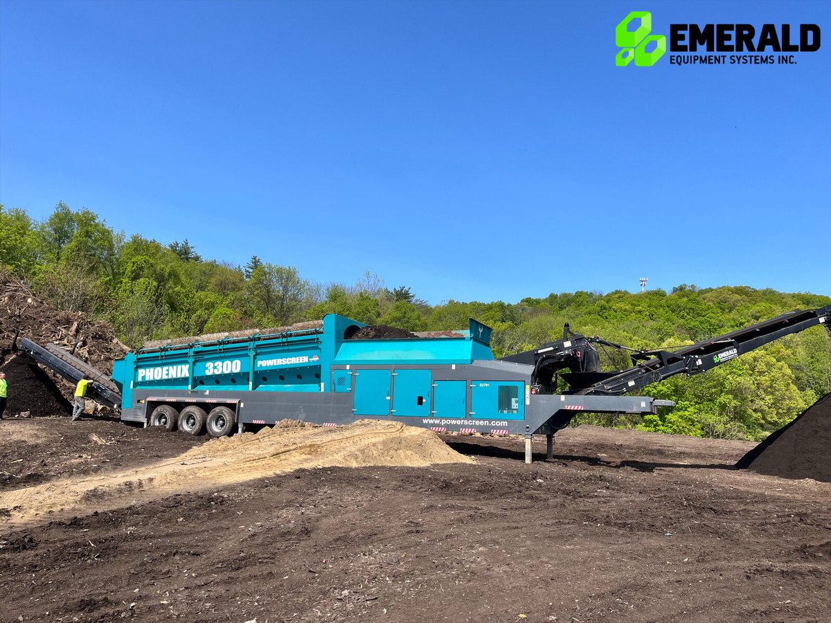 EmeraldESI's tweet image. @powerscreen Phoenix 3300 trommel  with its 30’ drum puts out topsoil like nothing else on the market! #topsoil #powerscreen