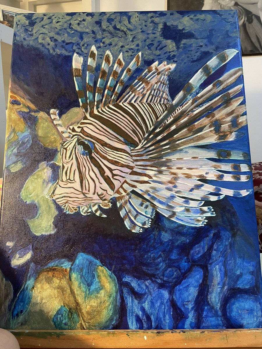 b0nd1blue's tweet photo. I’m thinking, why does it look better in the photo 🧐🤔
#currentlypainting #Leonidas #lionfish #notfinishyet #gifttosomeonespecial https://t.co/pulAQlPRCt