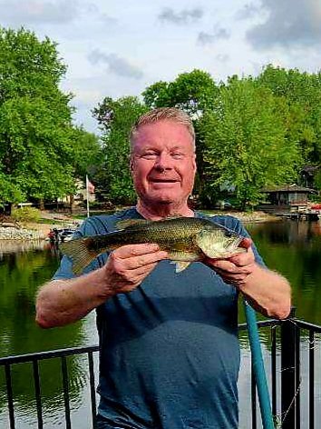 NEOutdoorGuy's tweet image. First fish of spring for me. Nice evening for a little catch-and-release largemouth bass fishing at Kuester Lake near Grand Island, NE.  I am enjoying it! #GoFish #SpringFishing #NebraskaFishing #ThinkBass