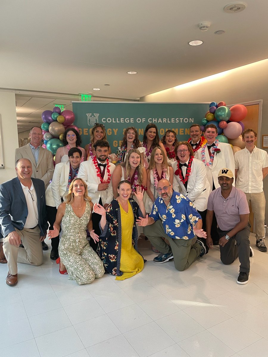 CofC School of Natural and Environmental Sciences tweet media