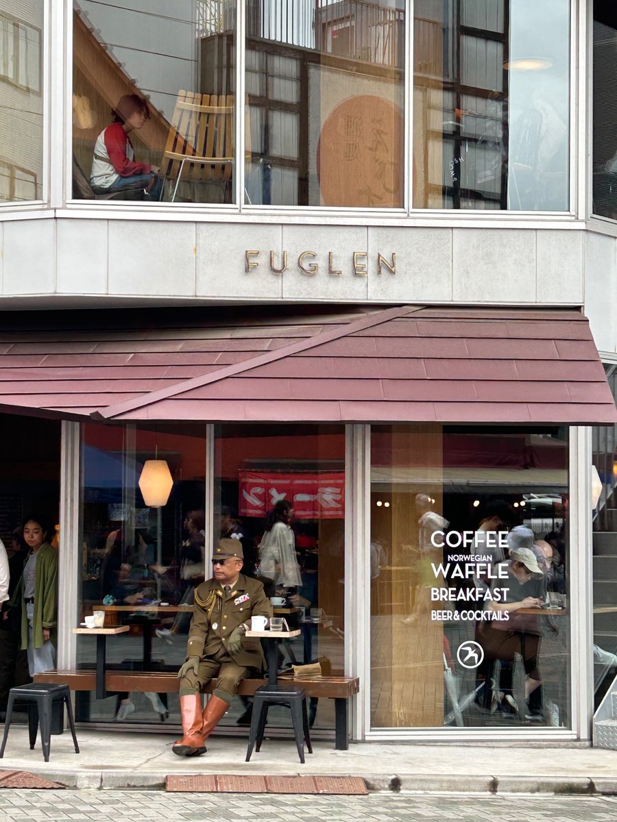 zanaroo123 tweet media