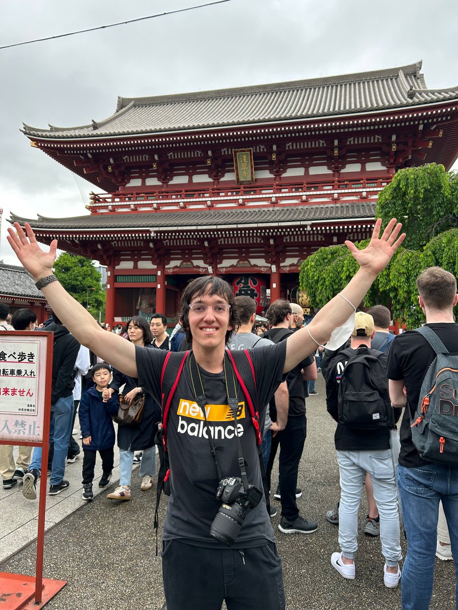 zanaroo123 tweet media