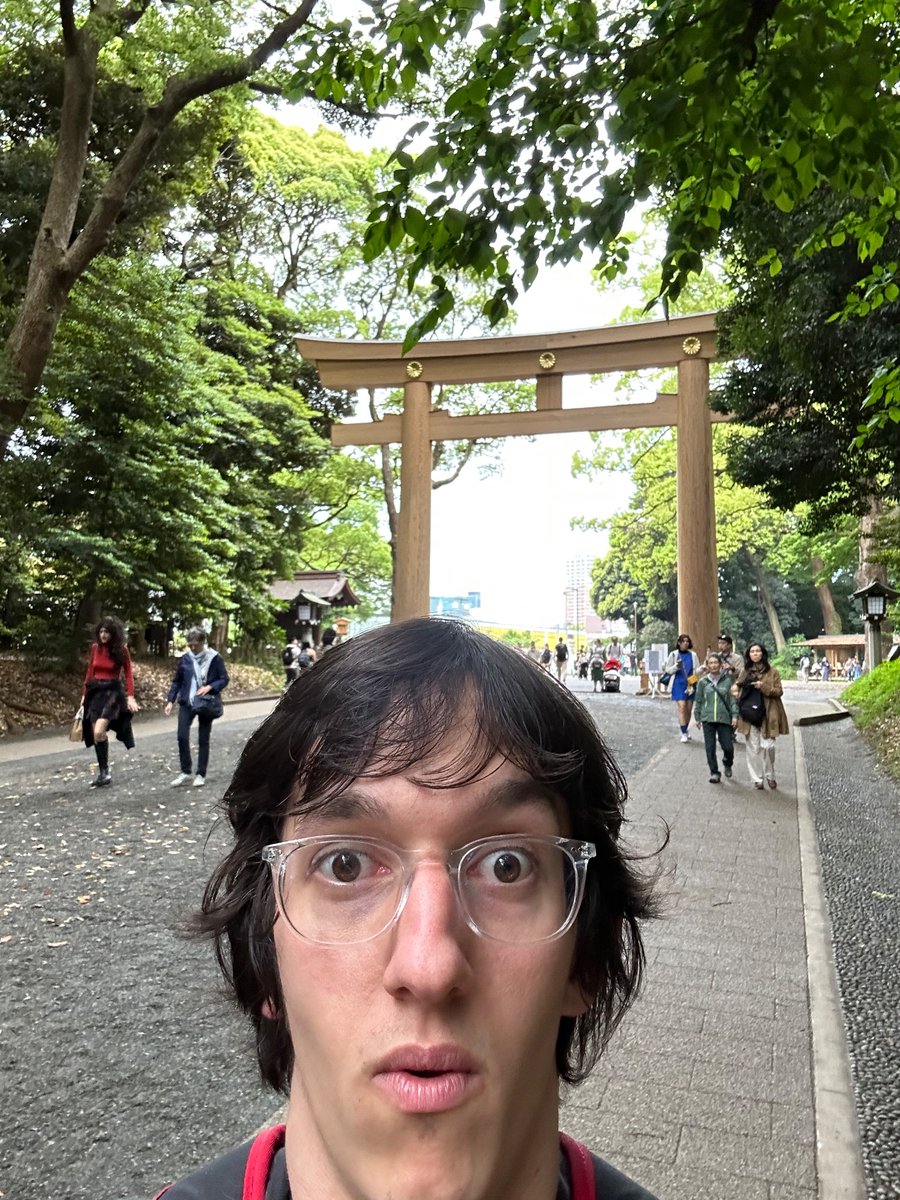 zanaroo123 tweet media