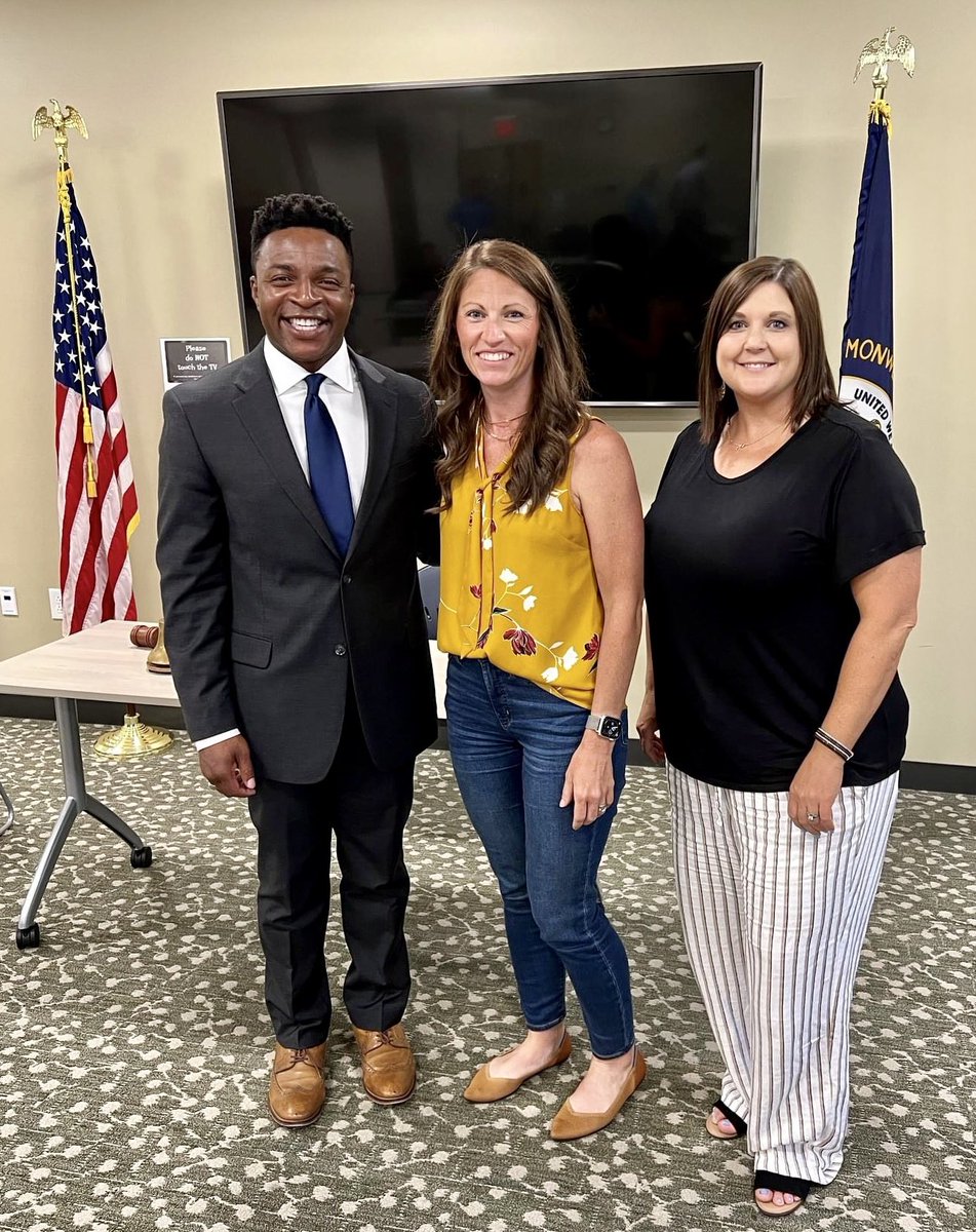 OlekaforKY's tweet photo. We’ve been nonstop sharing our message of experience &amp; opportunity. This week I’ve been to Murray, Paducah, Louisville, Bardstown, Lawrenceburg, Goshen, and Georgetown.

I will be an experienced conservative Treasurer who will protect taxpayer dollars &amp; defend the American Dream. https://t.co/q8KUXEqvUS