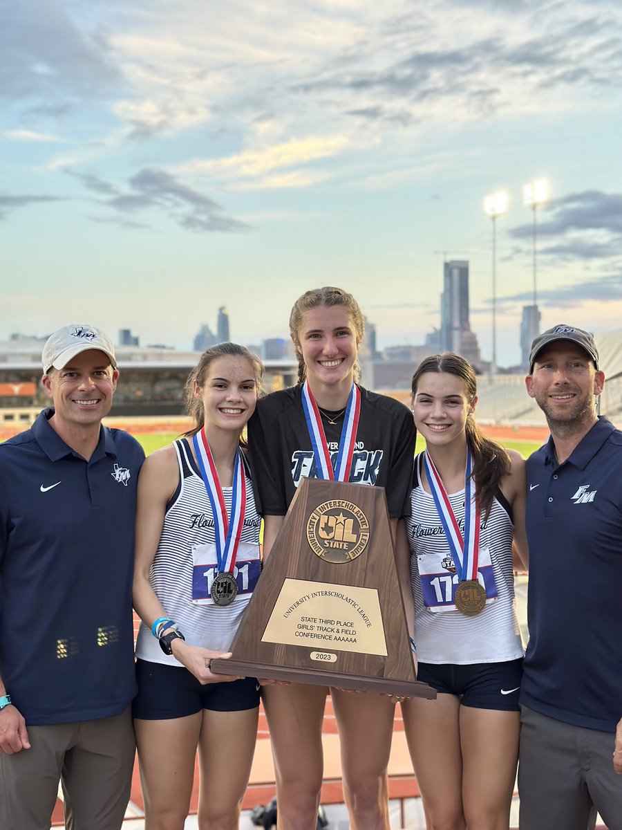 Lady Jaguars place third overall at the Texas Track and Field State Championships!

Congratulations Riley Ward, Nicole Humphries, and Samantha Humphries!