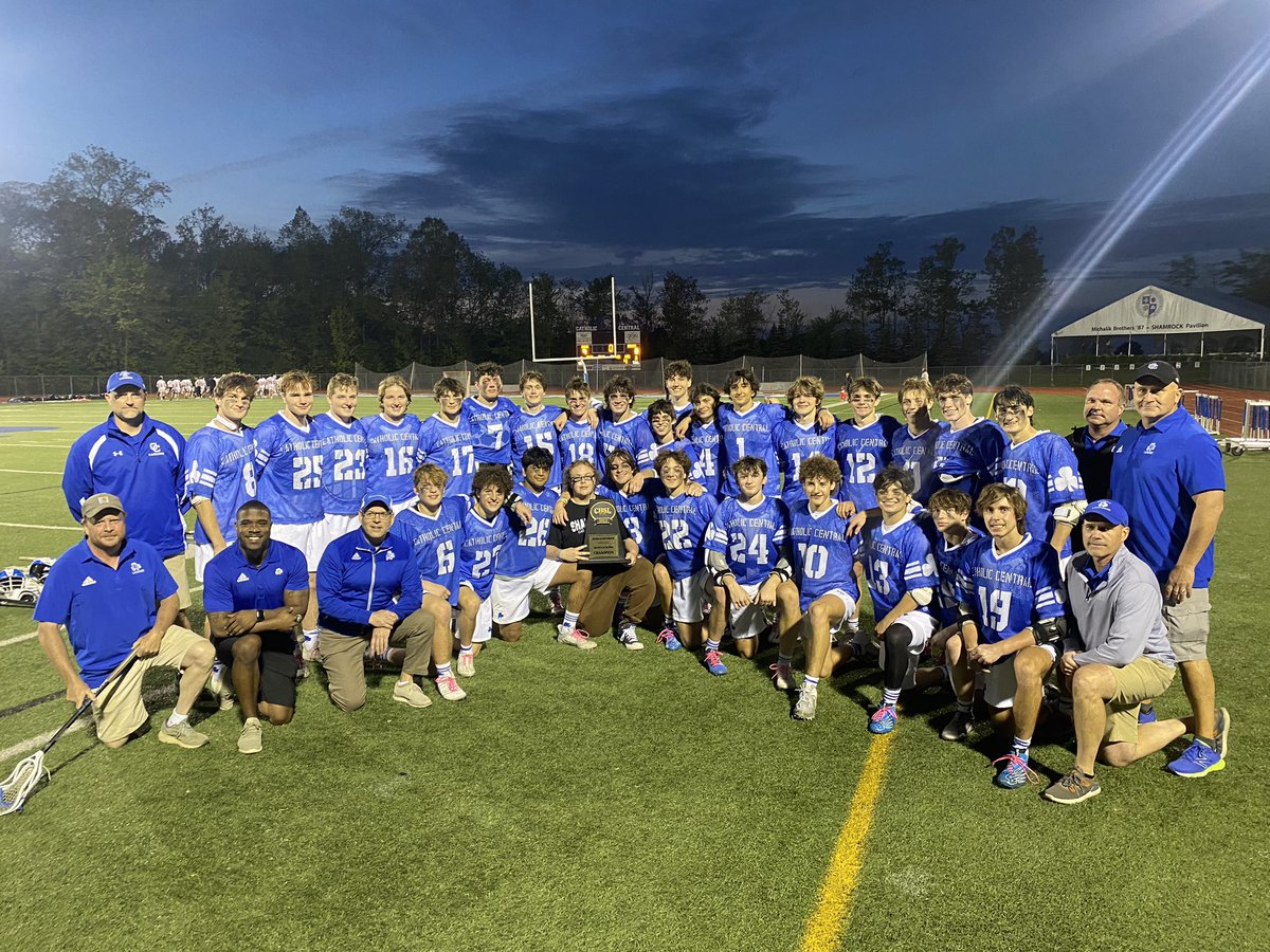 2023 <a href="/CHSL1926/">Catholic League</a> LAX CHAMPIONS!!

<a href="/DCCLacrosse/">DCC Lacrosse</a> defeats long-time rival Brother Rice 9-8 tonight at The Elm.  

Another classic in a long line of battles between the two respected rivals.  

#CCpride <a href="/DCCShamrocks/">Detroit Catholic Central Athletics</a>