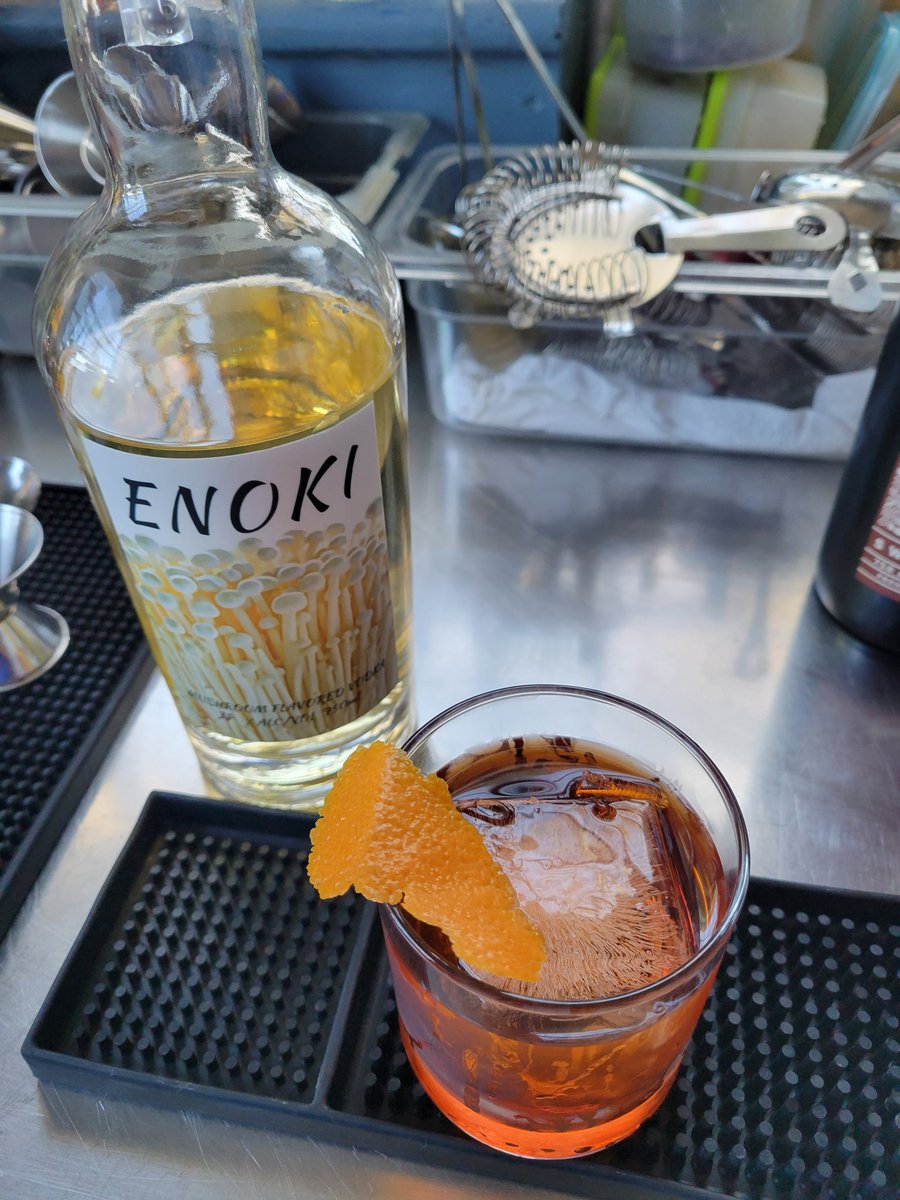 MushroomSpirits's tweet photo. No NBA today? That's ok, just have an Enoki Negroni. 

#mushrooms #cocktailswithbenefits #sporetospirit #cocktails https://t.co/iSu9TWVBiH