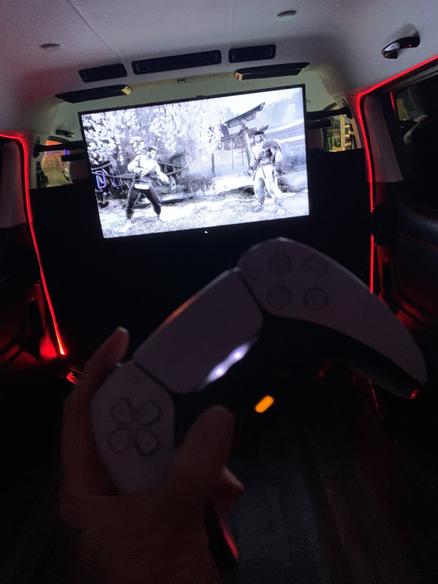 junkonakamura tweet media