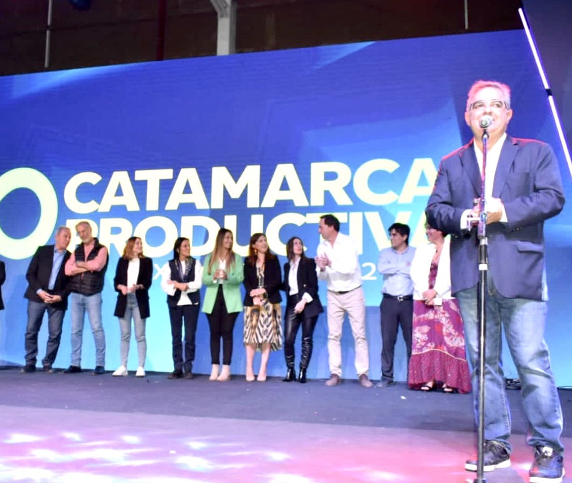 SilGinocchio's tweet photo. Catamarca Productiva-Expo Tech 2023 quedó ayer inaugurada.
Mucho para ver y visitar en el #PredioFerial
👉🏻 Una Expo de gran importancia para la provincia y para cada uno de sus municipios y economías regionales 👏👏
@CatamarcaGob @RaulJalil_ok https://t.co/P8JQ3cHRfI