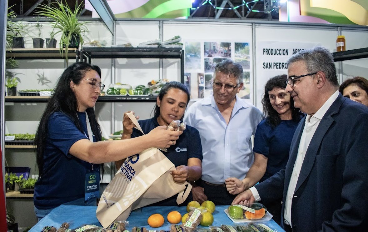 SilGinocchio's tweet photo. Catamarca Productiva-Expo Tech 2023 quedó ayer inaugurada.
Mucho para ver y visitar en el #PredioFerial
👉🏻 Una Expo de gran importancia para la provincia y para cada uno de sus municipios y economías regionales 👏👏
@CatamarcaGob @RaulJalil_ok https://t.co/P8JQ3cHRfI