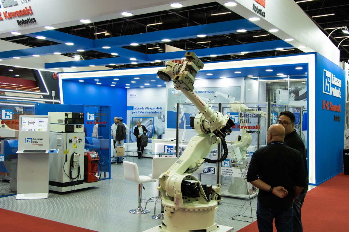 industria360br's tweet photo. Encerramos com chave de ouro nossa participação na #EXPOMAFE 2023! Foi uma oportunidade única de conectar com empresas e profissionais do setor e trocar experiências. Estamos ansiosos para nos encontrarmos novamente na próxima edição! https://t.co/9Ty0iU8lgi