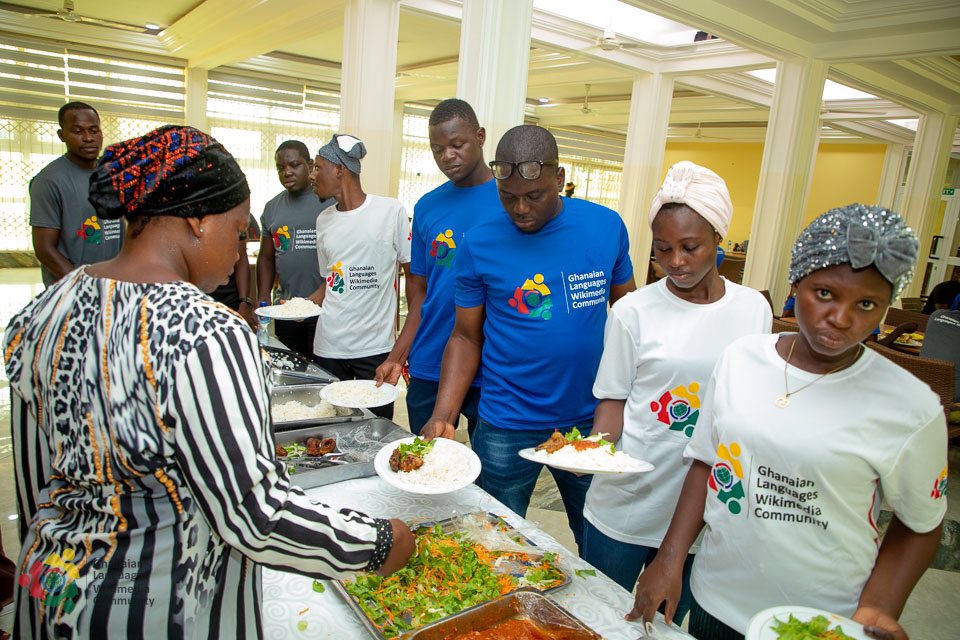 Sadike25's tweet photo. Currently ongoing in Tamale, Ghana at #GhanaianLanguagesMeetup. 60 @Wikimedia contributors selected from 9 #Wikipedia language communities from #Ghana to dialogue, network and share their stories! @artandfeminism @globalvoices @risingvoices @DigiAfricanLang #GLWC https://t.co/zlbJQznxIh