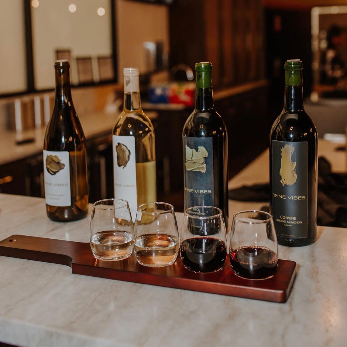 SAUEBLACKTX's tweet photo. Black Women-Owned Micro Winery Near Houston

📍Wine Vibes | 9018 Sienna Crossing Dr Suite 100, Missouri City, TX 77459

1st photo 📷: .@HoustonChron https://t.co/nT7LCPHI7N